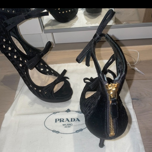 Prada heels - Picture 9 of 9